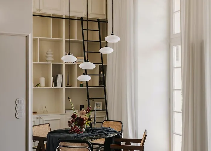 Przy Przystani Paryski Apartment *